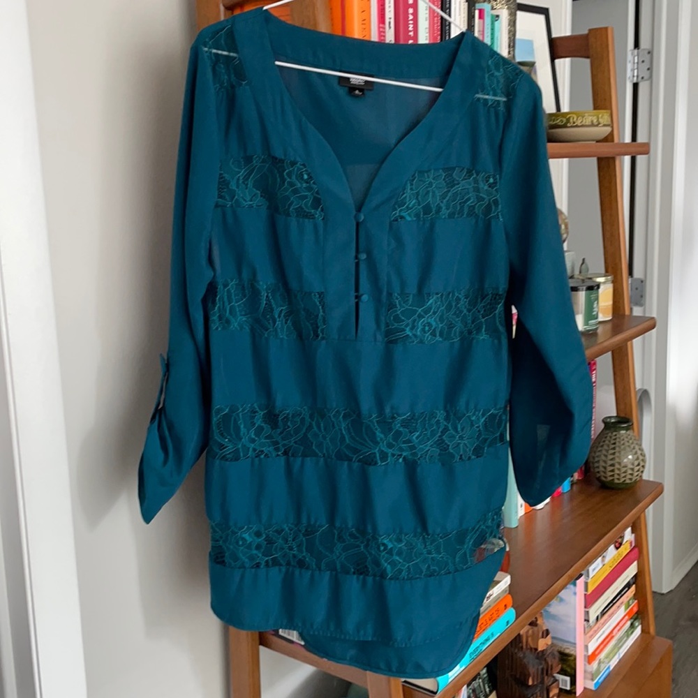 Mossino Teal Lace Tunic